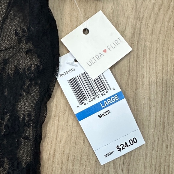 Ultra Flirt size Large new with tags Black sheer lace top - Picture 4 of 5